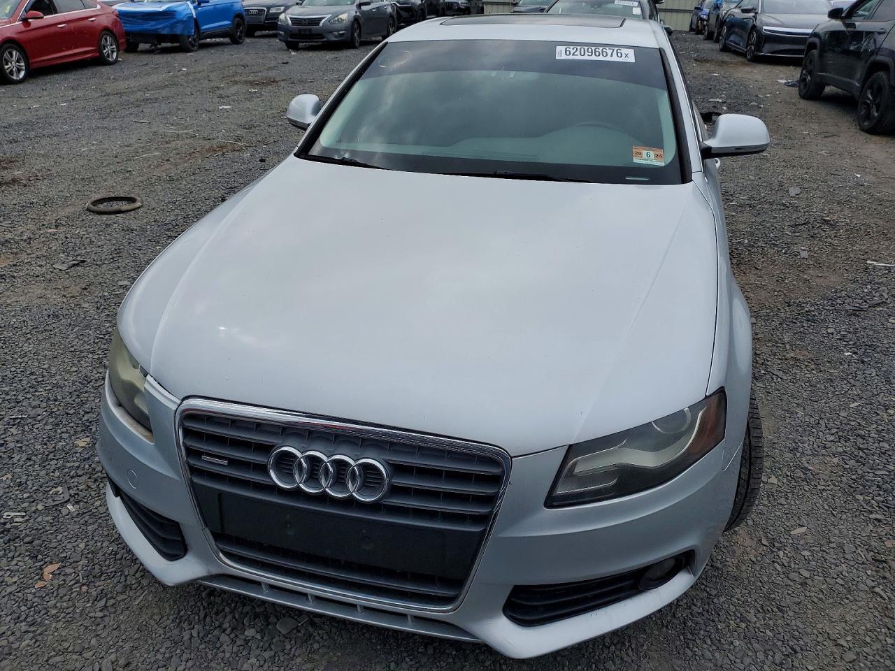 2009 Audi A4 Premium Plus - Фото 5