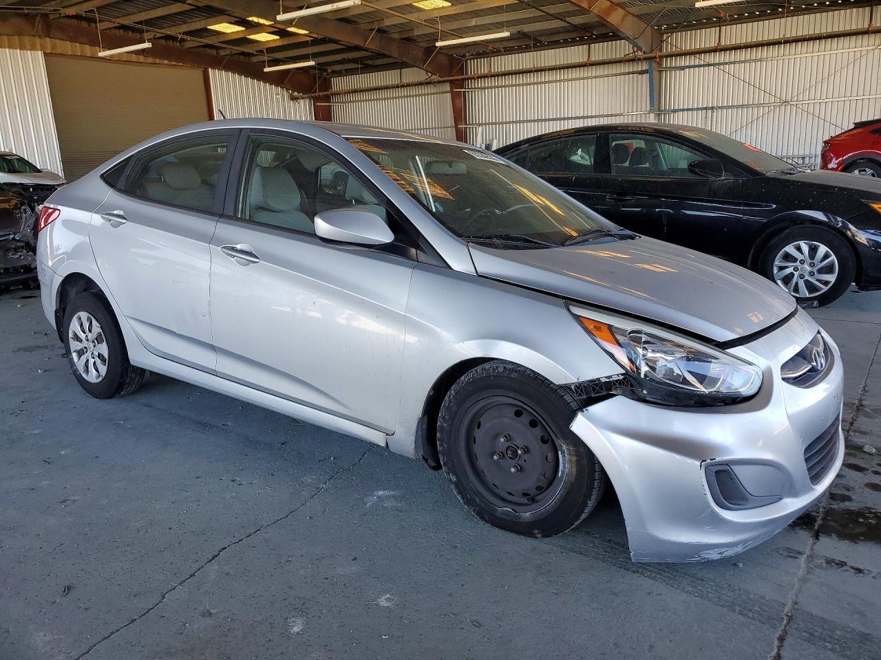 2016 Hyundai Accent - Image 4