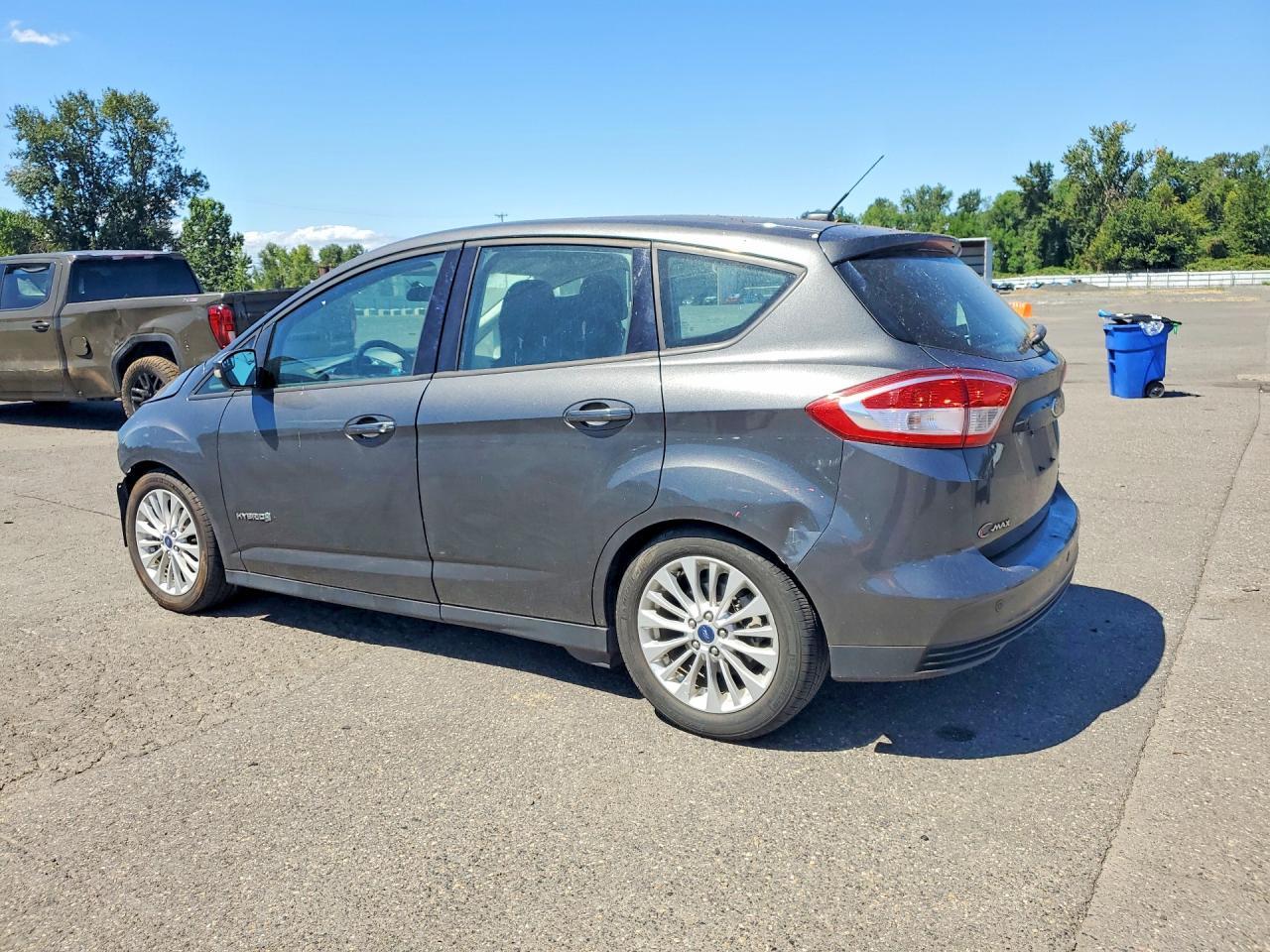 2017 Ford C-Max Se - Фото 2