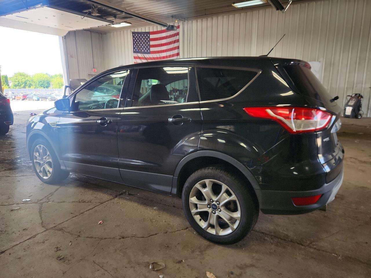 2013 Ford Escape Sel - Фото 2