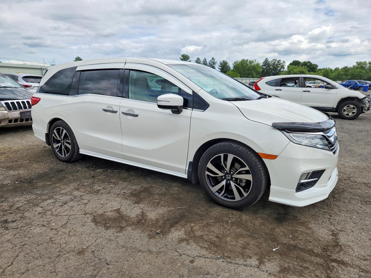 2018 Honda Odyssey Elite - Image 4