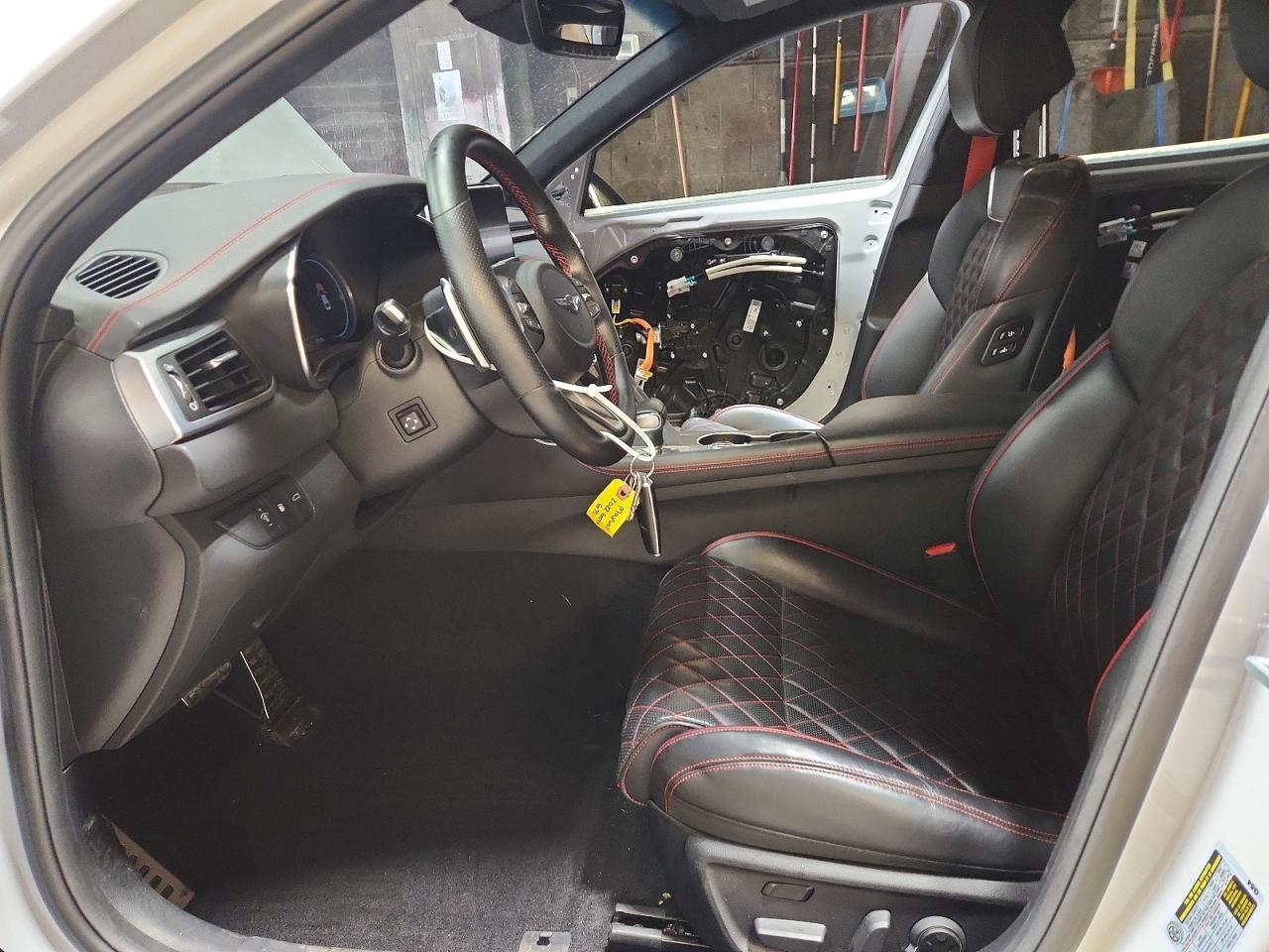 2022 Genesis G70 3.3T Standard - Фото 7