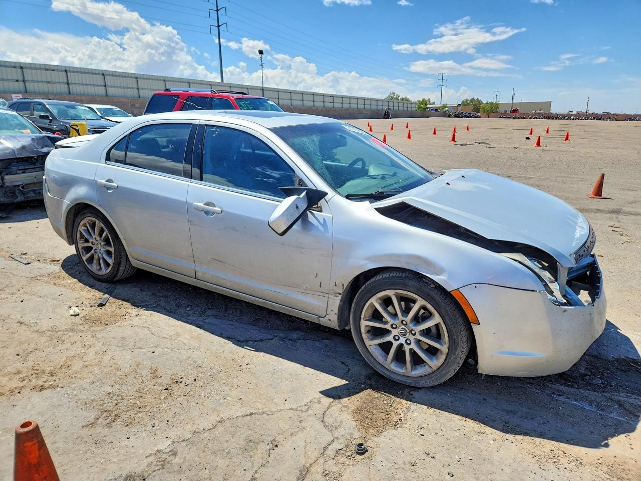2010 Mercury Milan Premier - Image 4