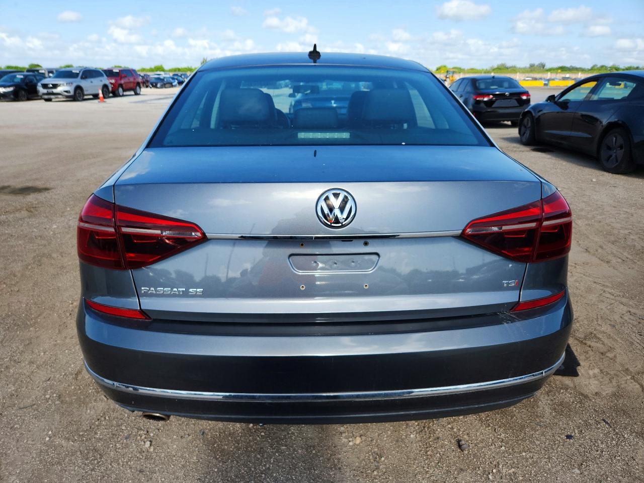 2017 Volkswagen Passat Se - Image 6
