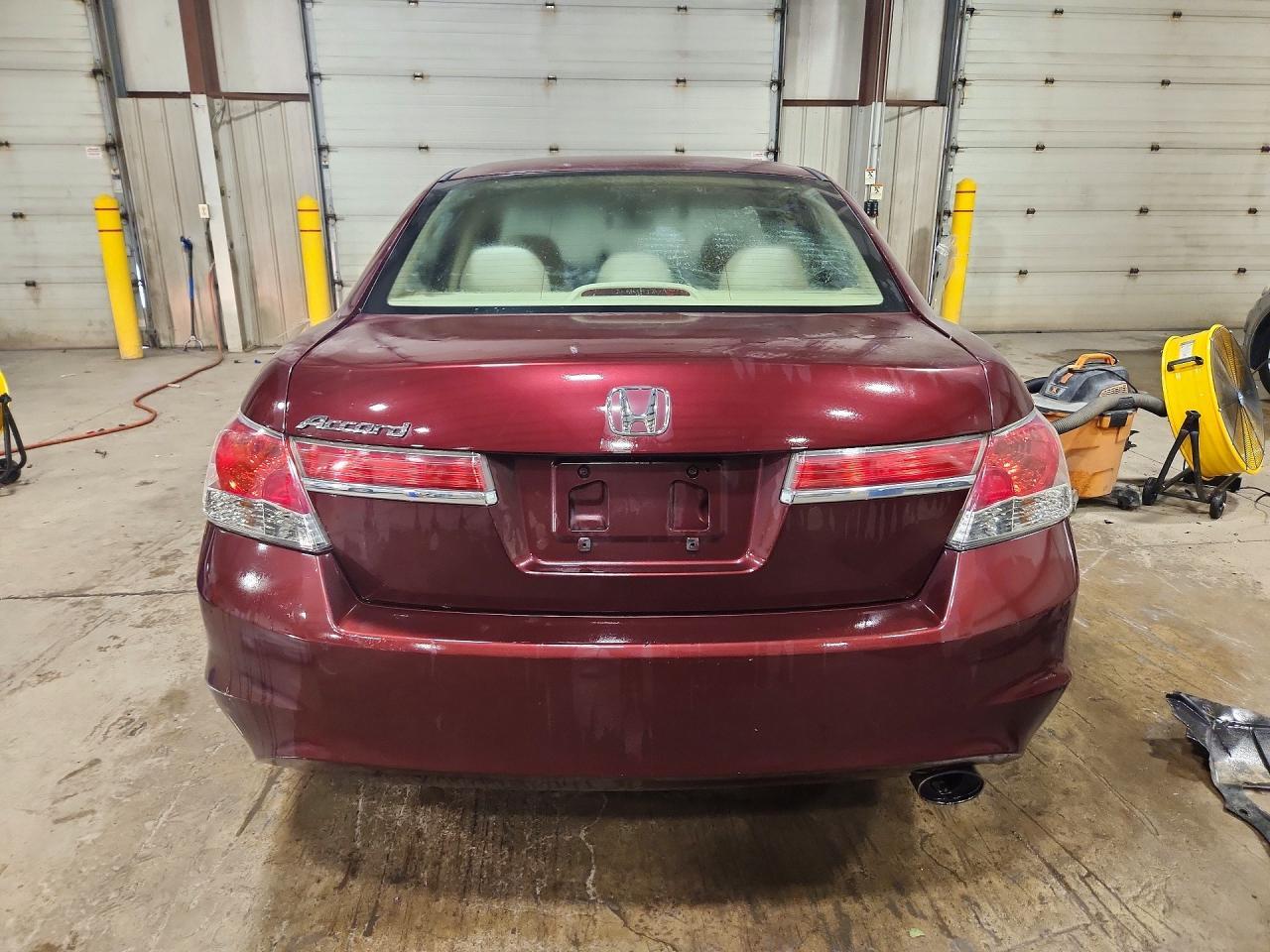 2012 Honda Accord Lx - Фото 6