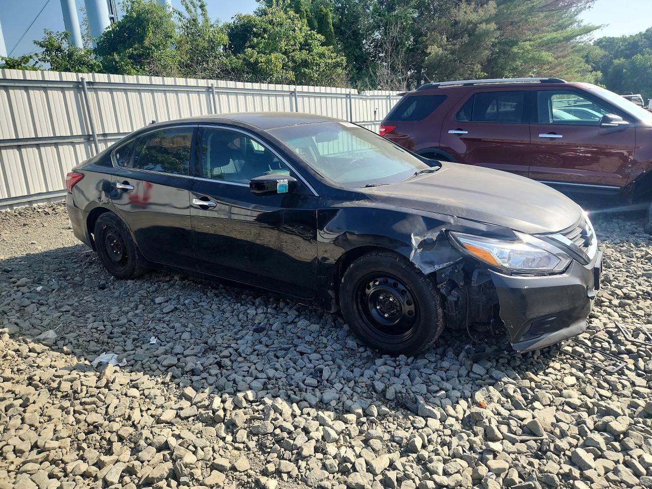 2016 Nissan Altima 2.5 S - Фото 4