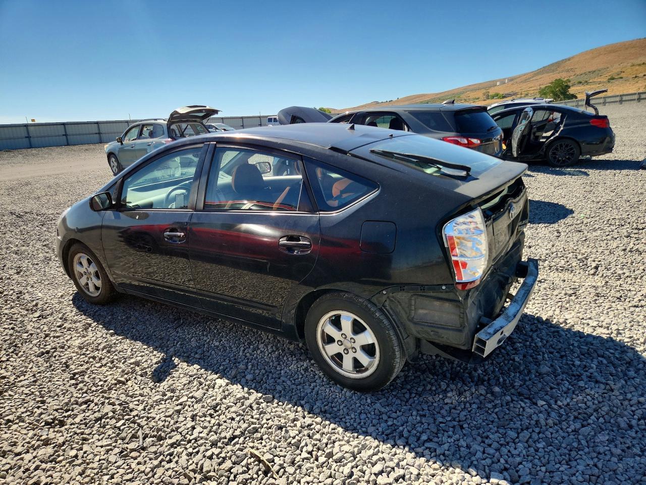 2004 Toyota Prius Base - Image 2
