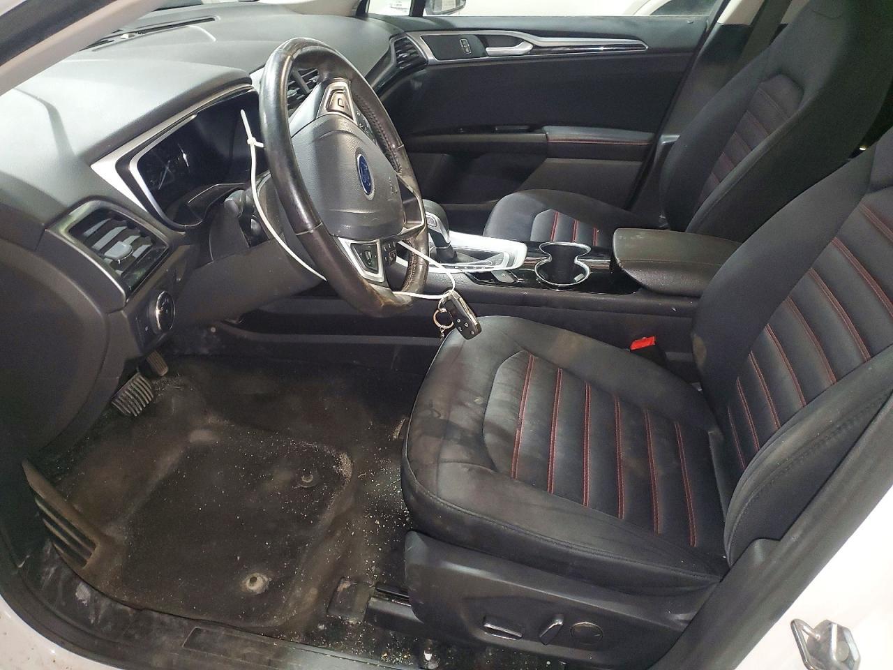 2015 Ford Fusion Se - Фото 7