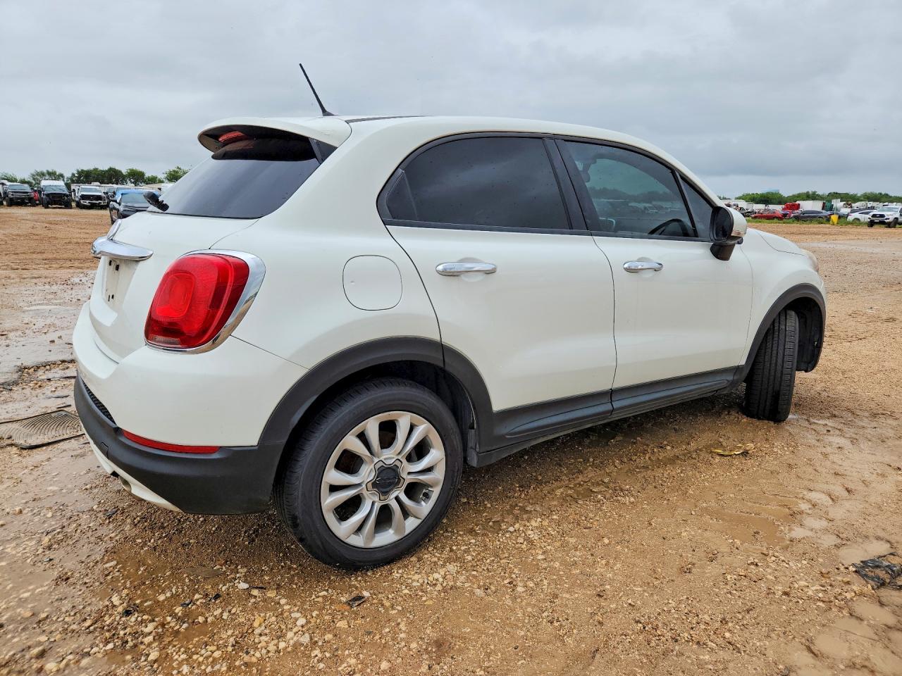 2016 Fiat 500X Easy - Фото 3