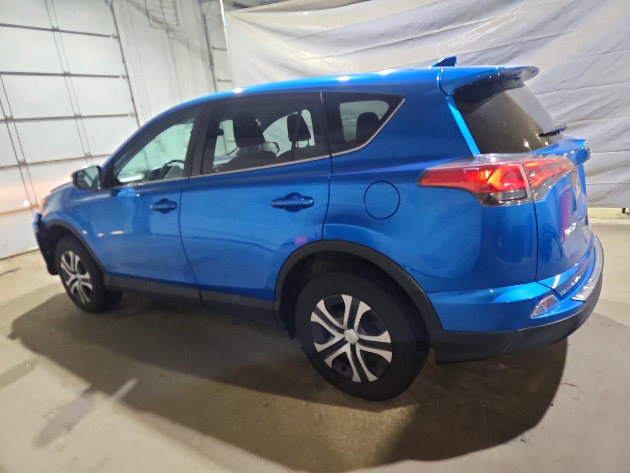 2018 Toyota Rav4 Le - Фото 2