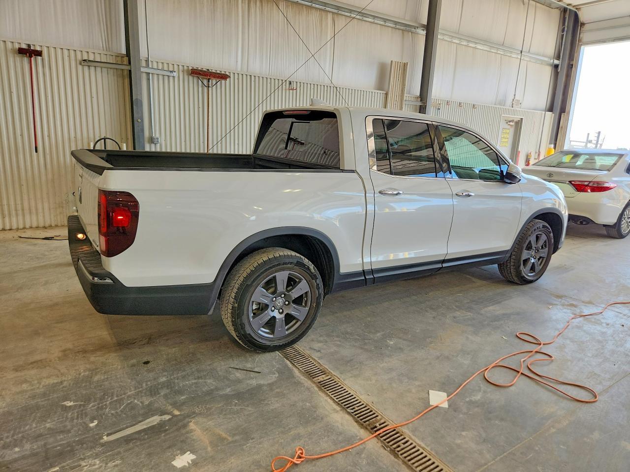 2020 Honda Ridgeline Rtl - Фото 3