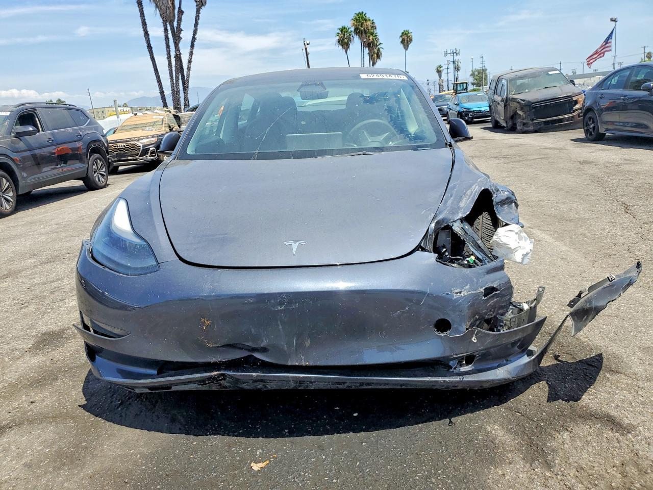 2023 Tesla Model 3 - Image 5