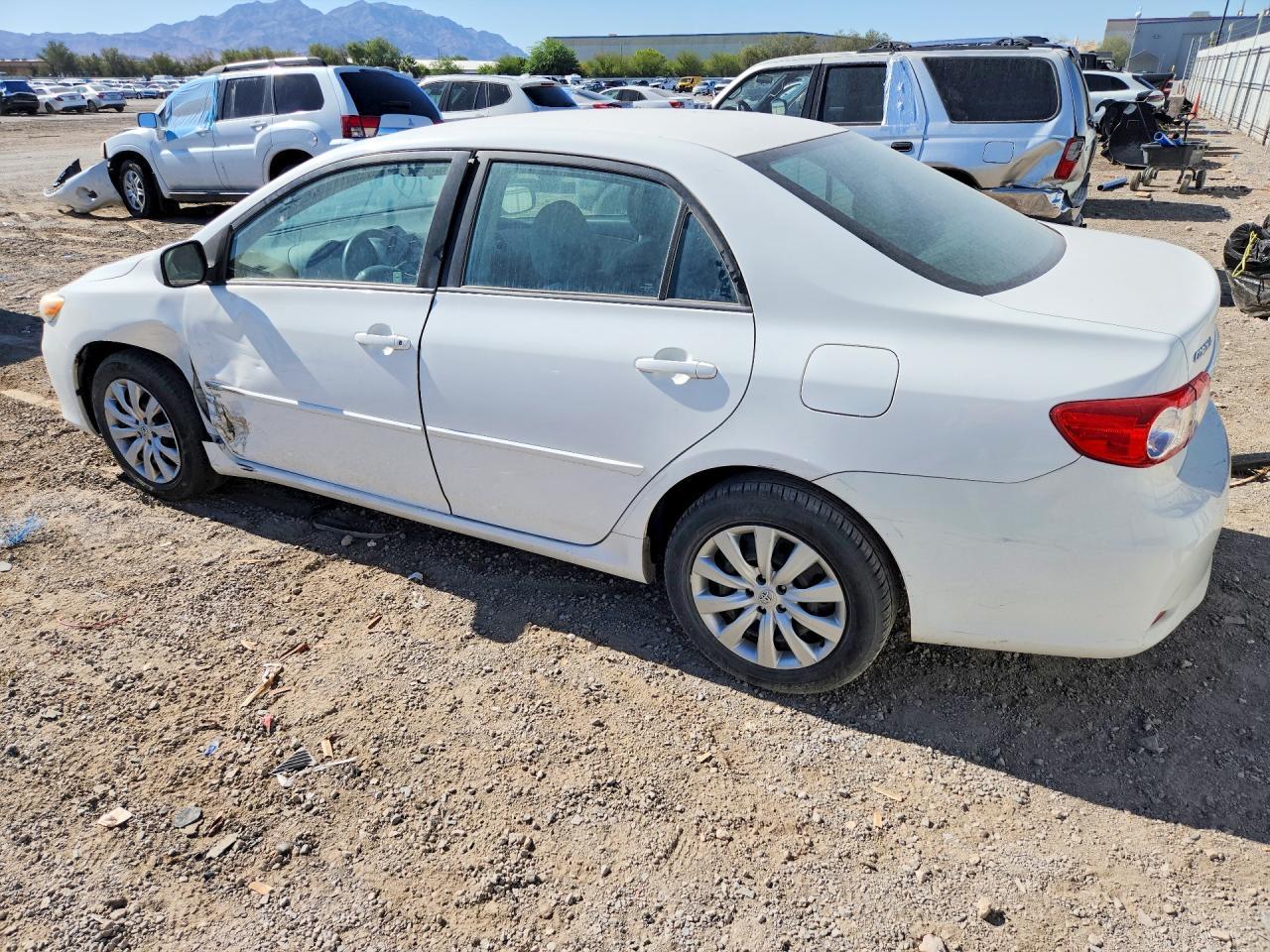 2012 Toyota Corolla Le - Image 2