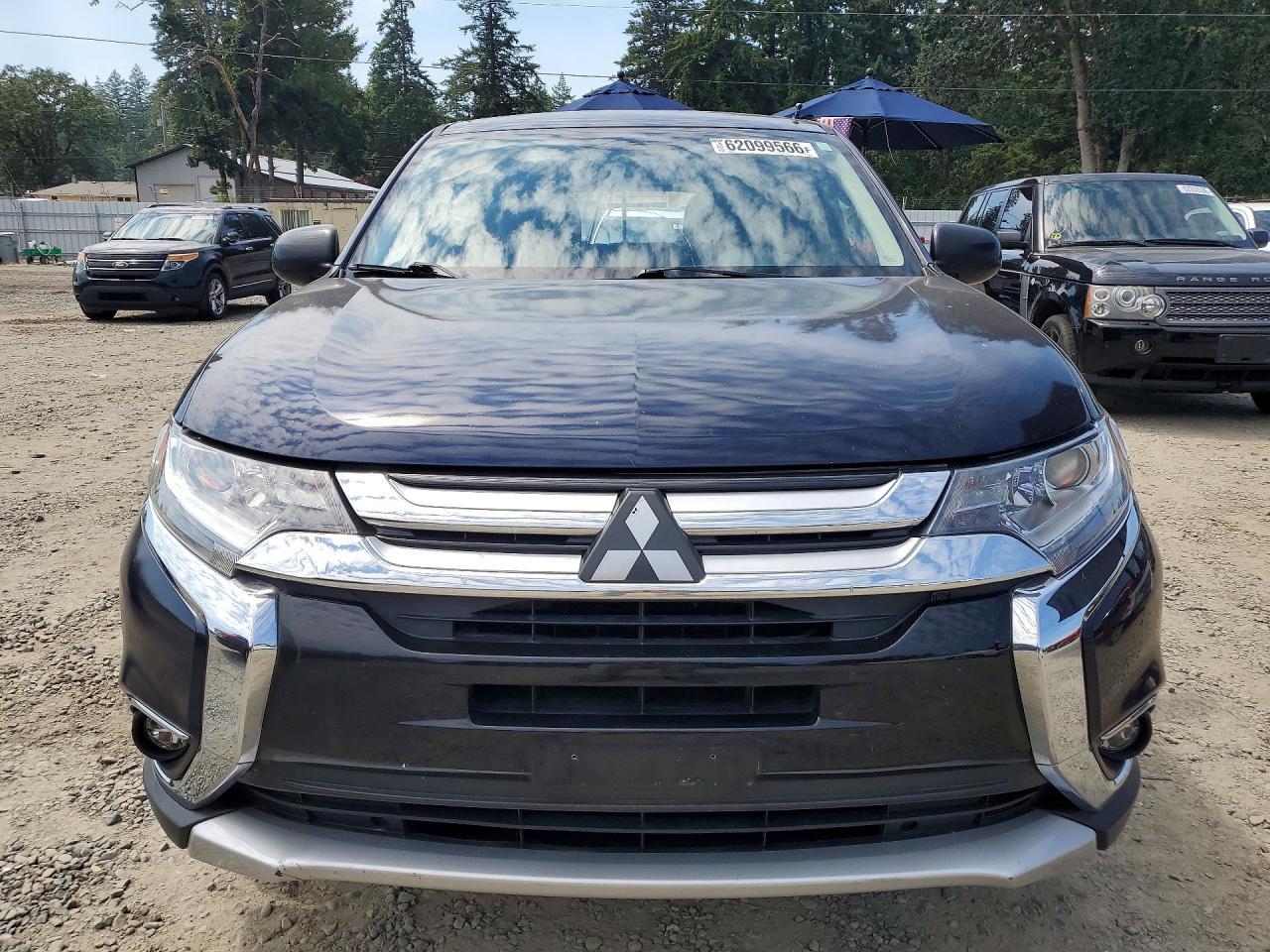 2018 Mitsubishi Outlander Se - Фото 5