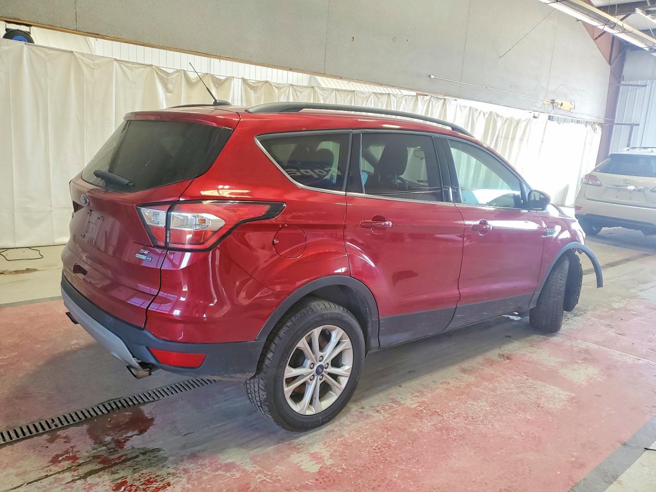 2018 Ford Escape Se - Фото 3