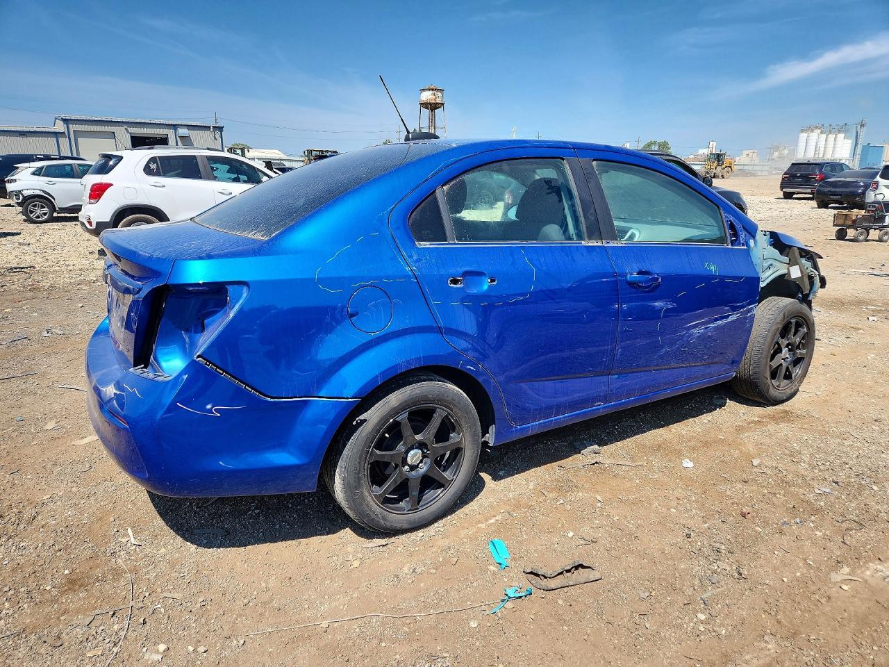 2018 Chevrolet Sonic Lt - Фото 3