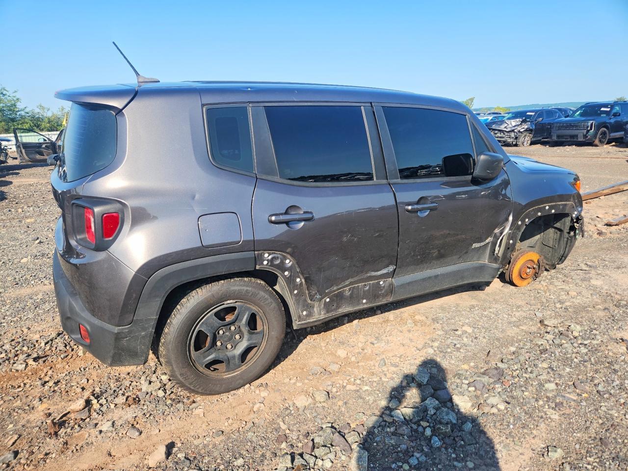 2017 Jeep Renegade Sport - Image 3