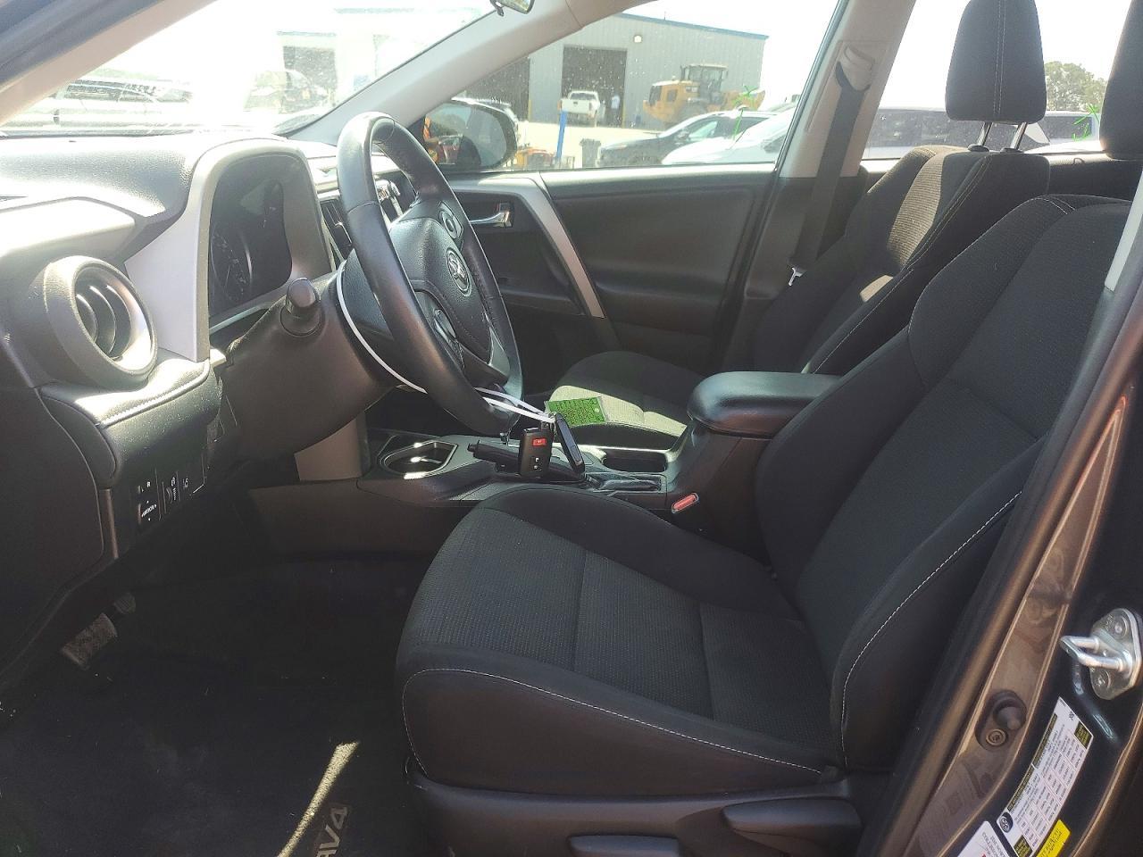 2018 Toyota Rav4 Xle - Image 7