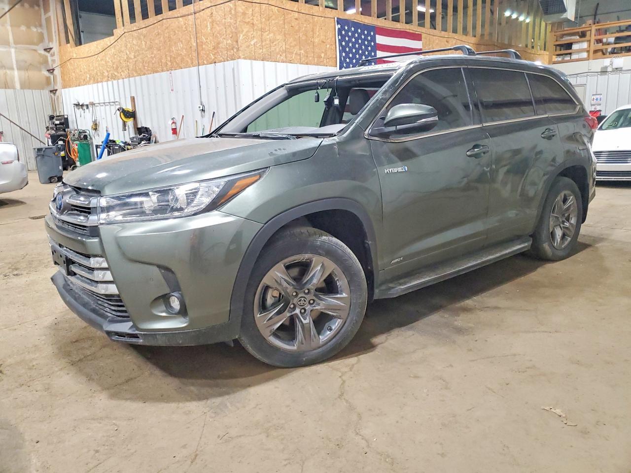 2019 Toyota Highlander Hybrid Limited Platinum