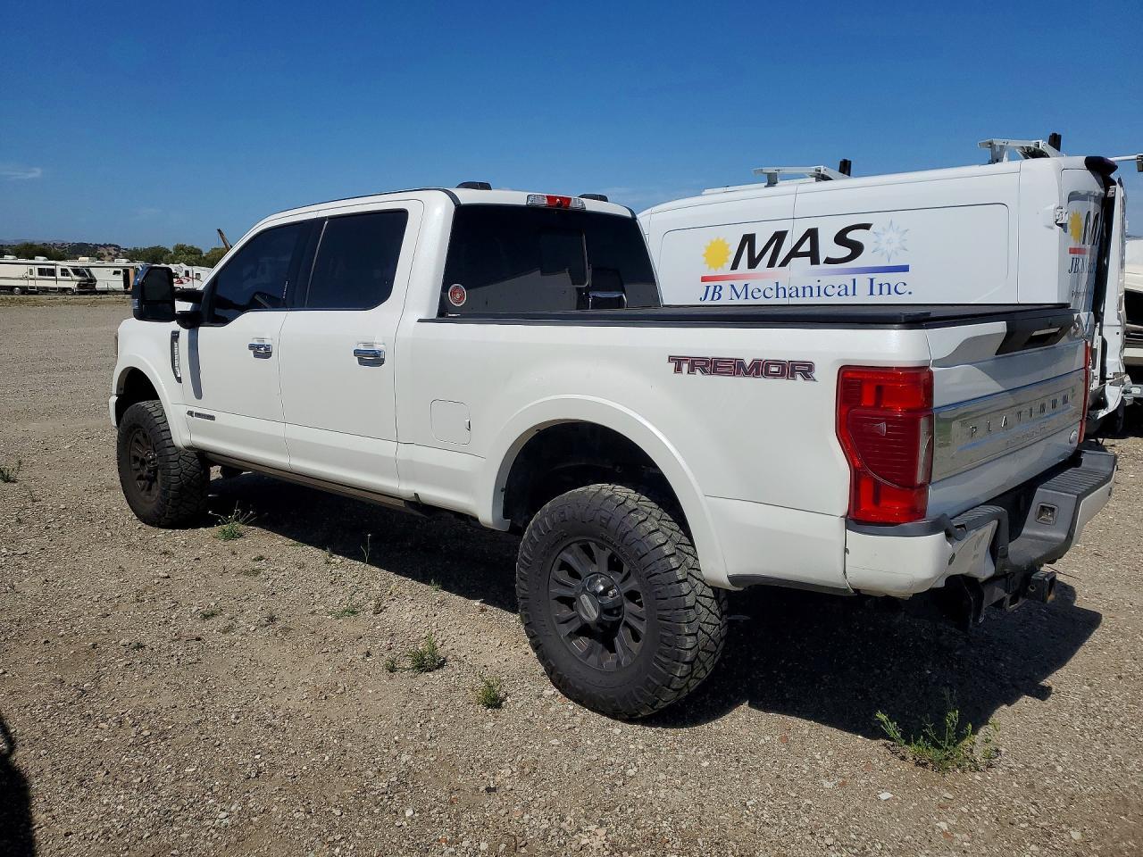 2020 Ford F250 Super Duty - Фото 2