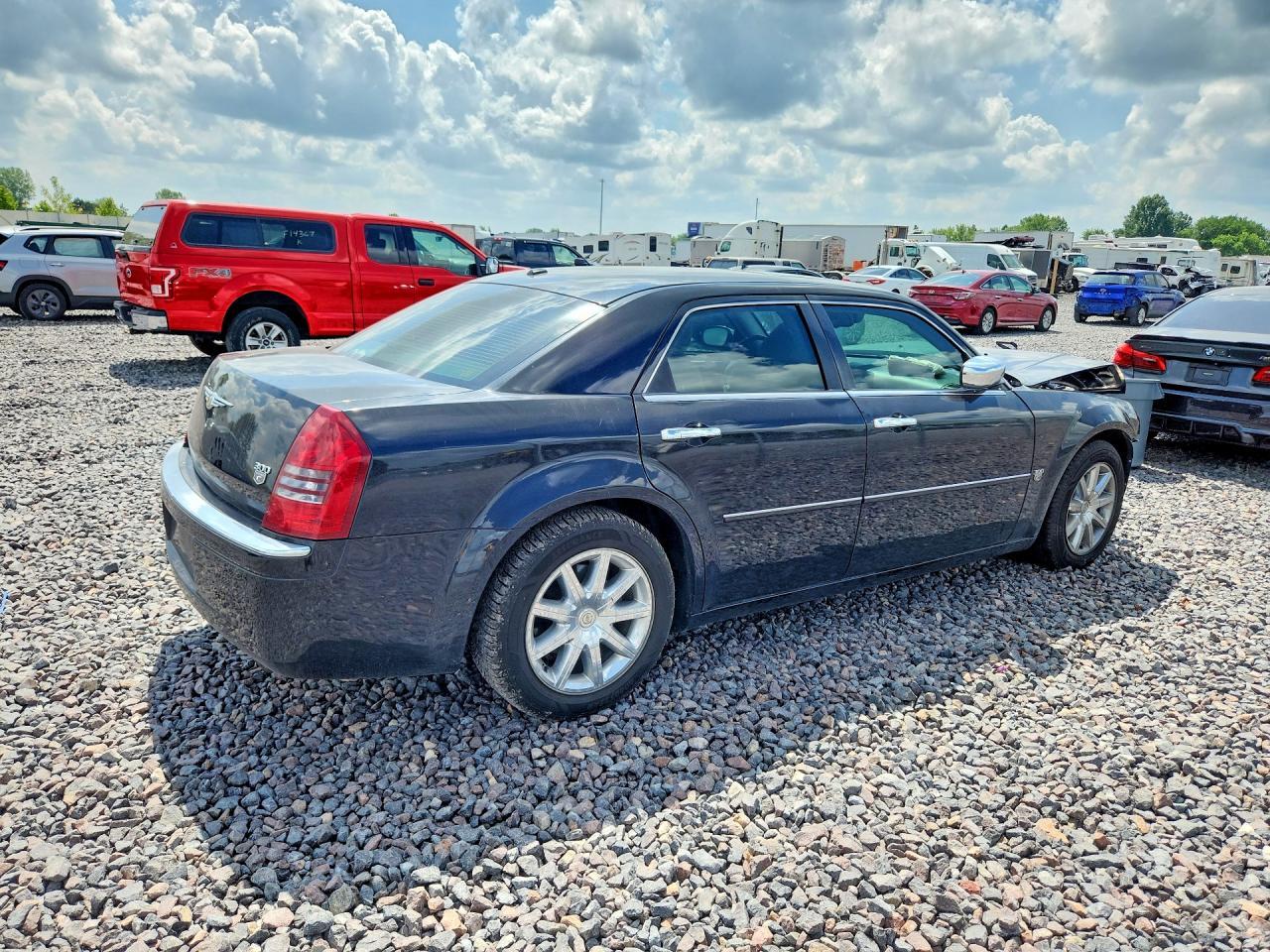 2007 Chrysler 300C - Фото 3