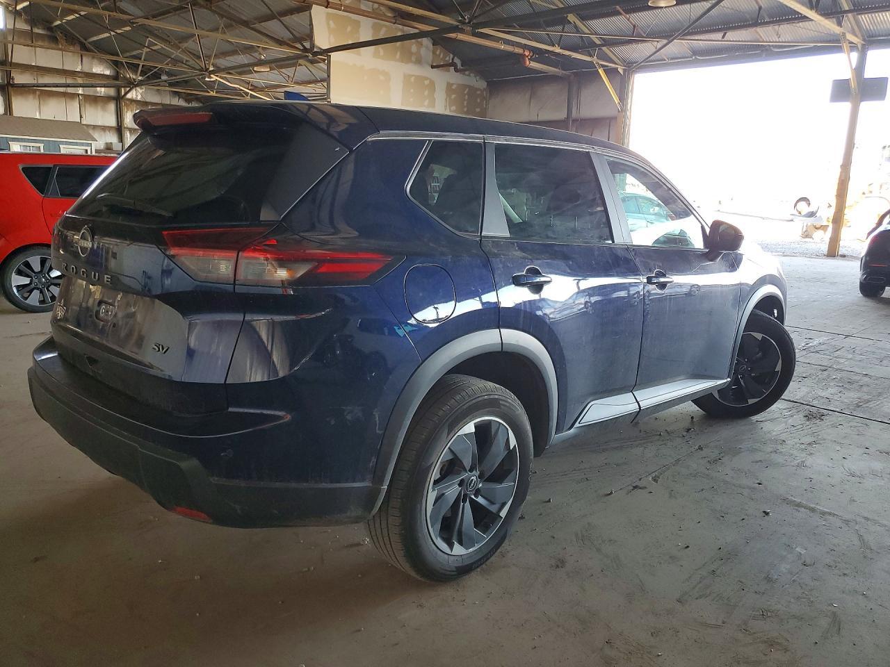 2024 Nissan Rogue Sv - Фото 3