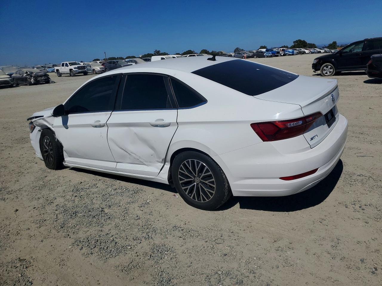 2021 Volkswagen Jetta S - Фото 2