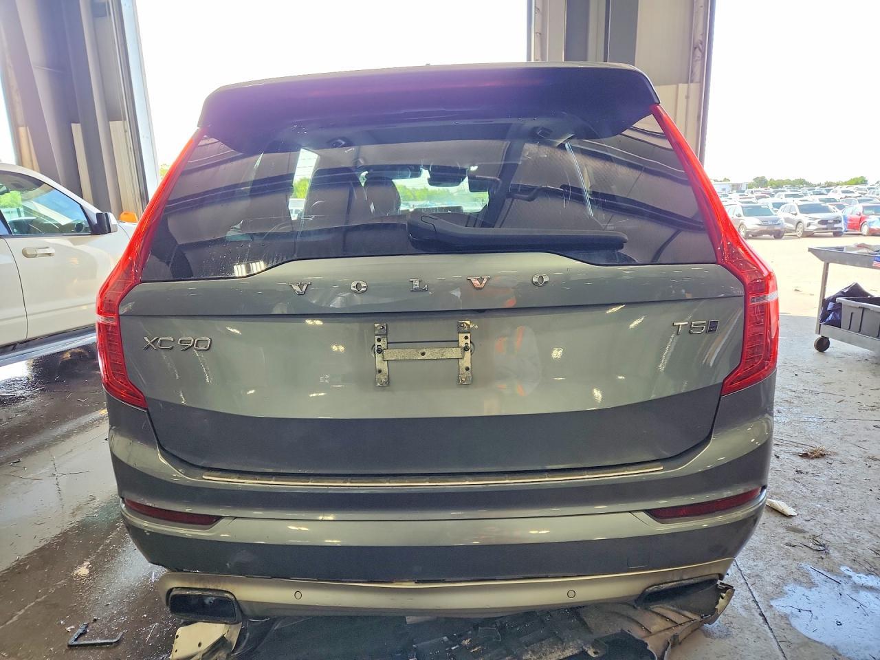 2020 Volvo Xc90 T5 Momentum - Фото 6
