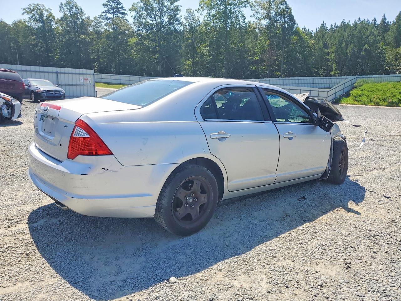 2012 Ford Fusion Se - Фото 3