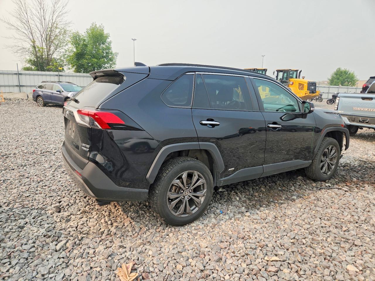 2023 Toyota Rav4 Limited - Image 3