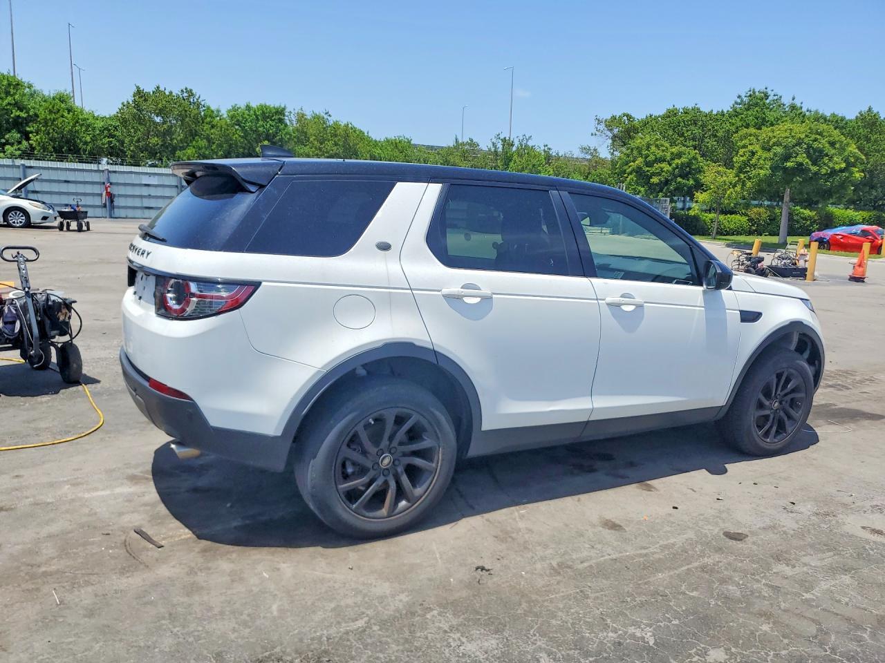2018 Land Rover Discovery Sport Hse - Image 3