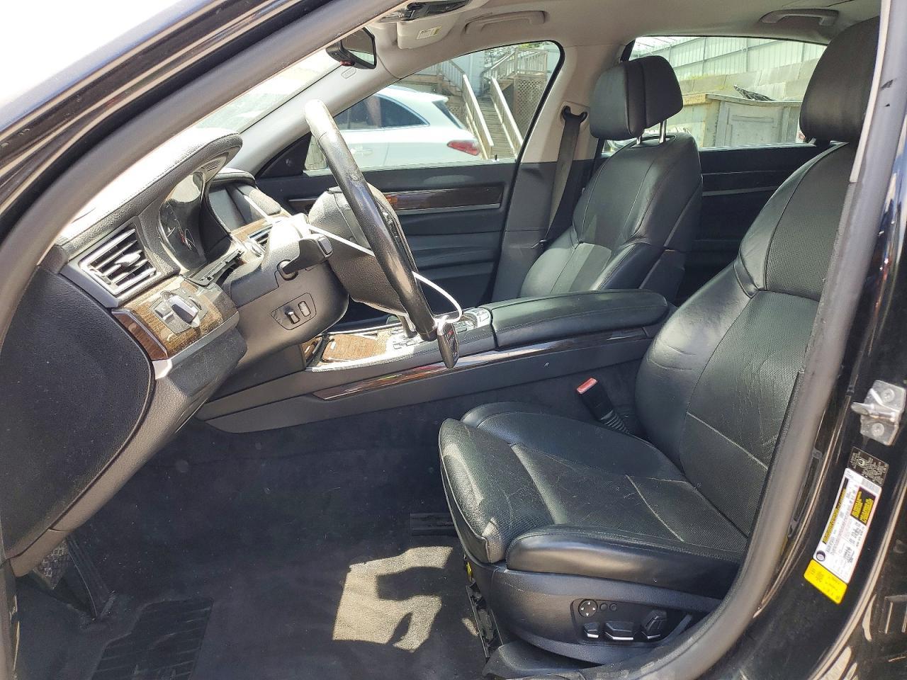 2010 BMW 750 Li - Фото 7
