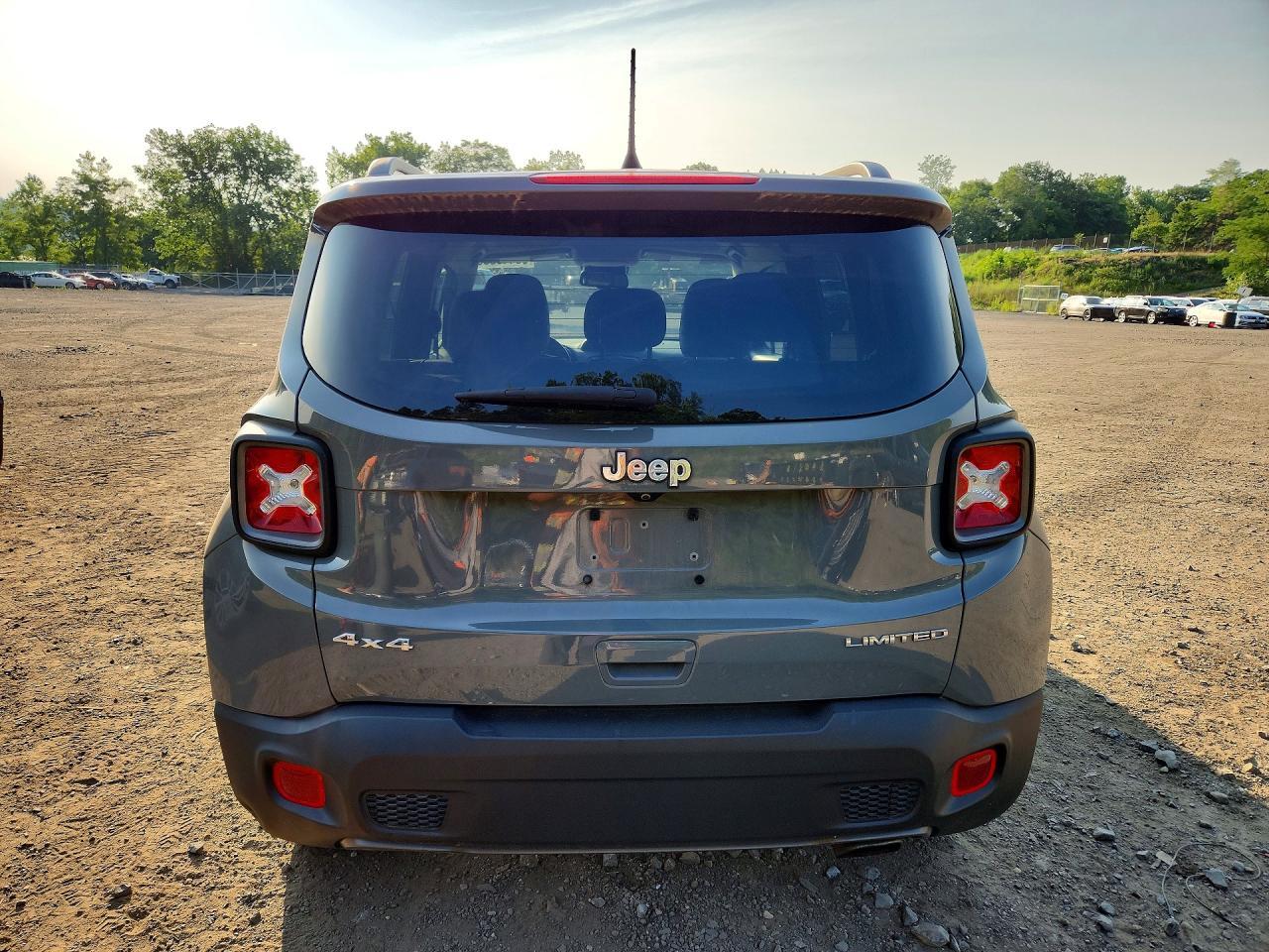 2021 Jeep Renegade Limited - Фото 6
