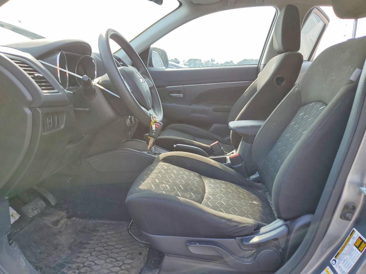 2023 Mitsubishi Outlander Sport S/Se - Фото 7