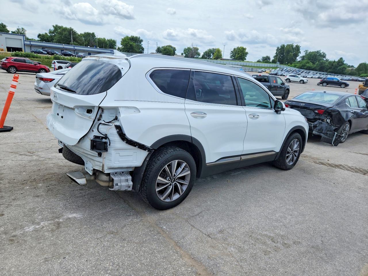 2020 Hyundai Santa Fe Limited - Фото 3