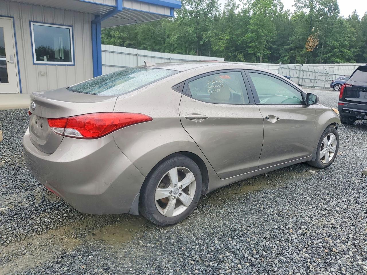 2013 Hyundai Elantra Gls - Фото 3