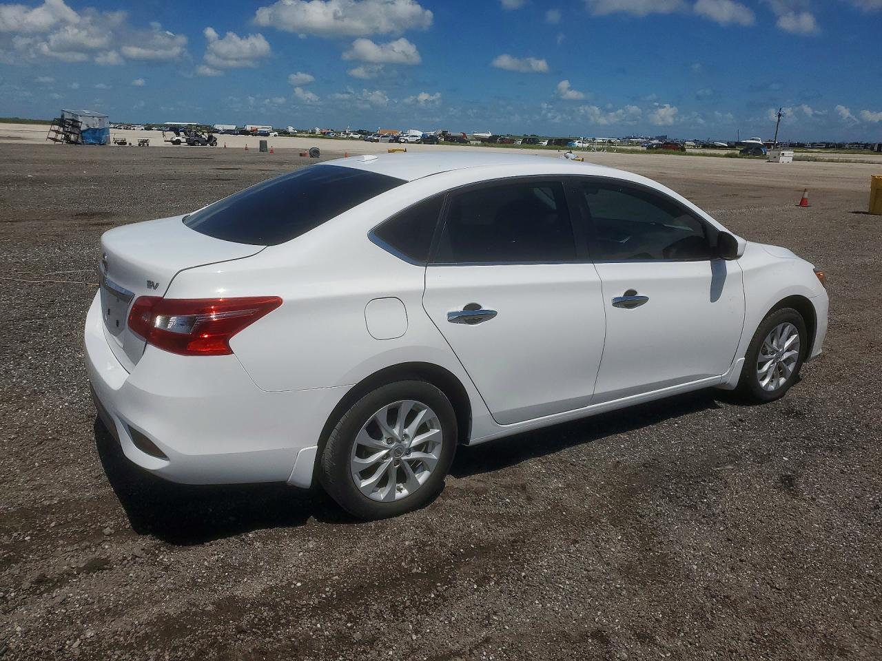 2019 Nissan Sentra Sv - Image 3