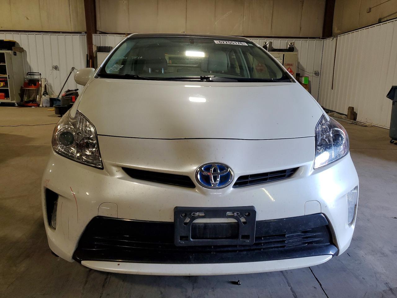 2013 Toyota Prius Four - Image 5