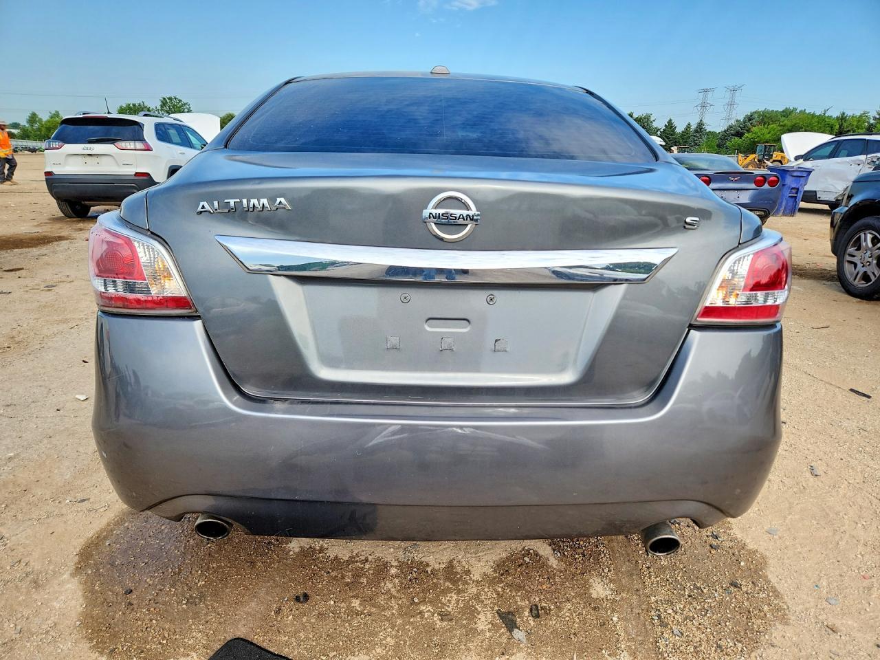 2015 Nissan Altima 2.5 S - Image 6