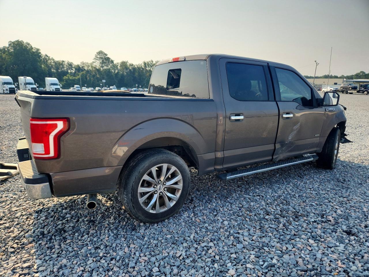 2015 Ford F150 Supercrew - Image 3