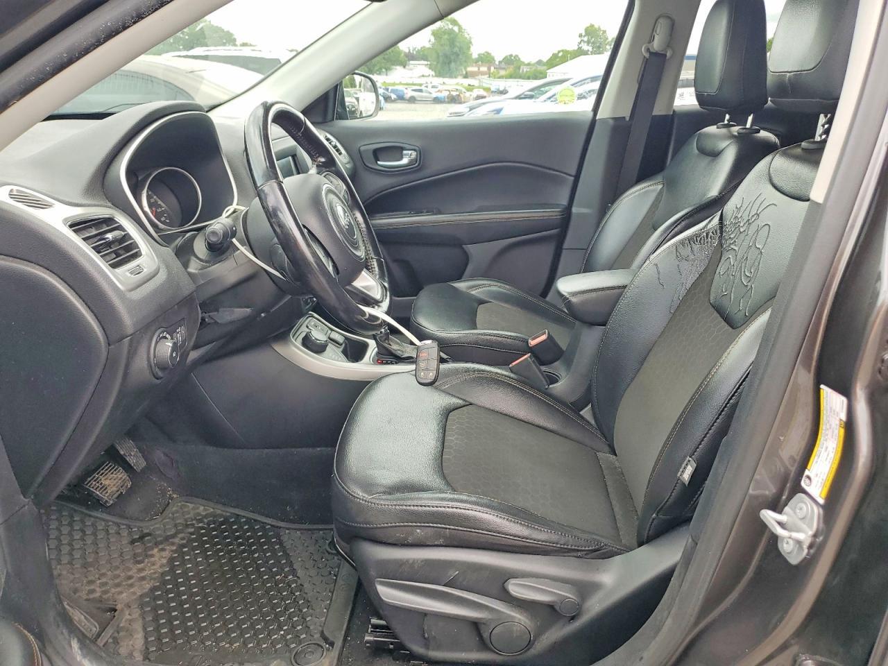 2020 Jeep Compass Latitude - Фото 7