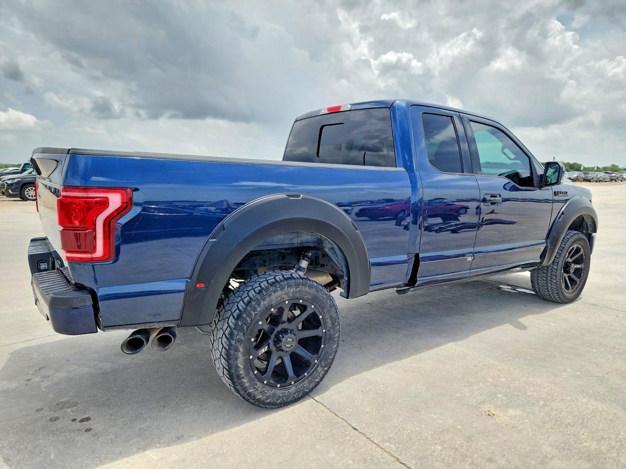 2017 Ford F150 Super Cab - Фото 3