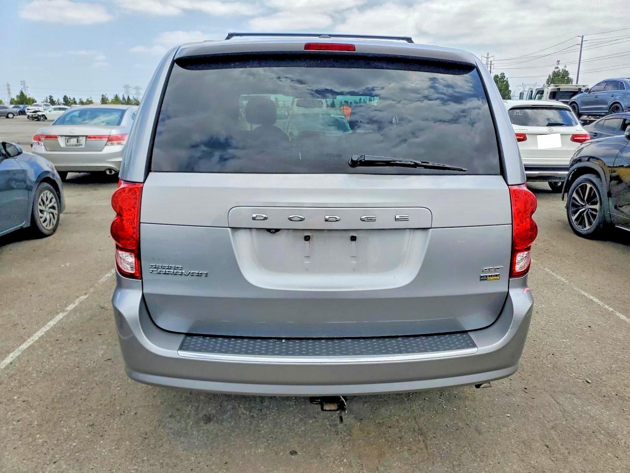 2019 Dodge Grand Caravan Gt - Фото 6