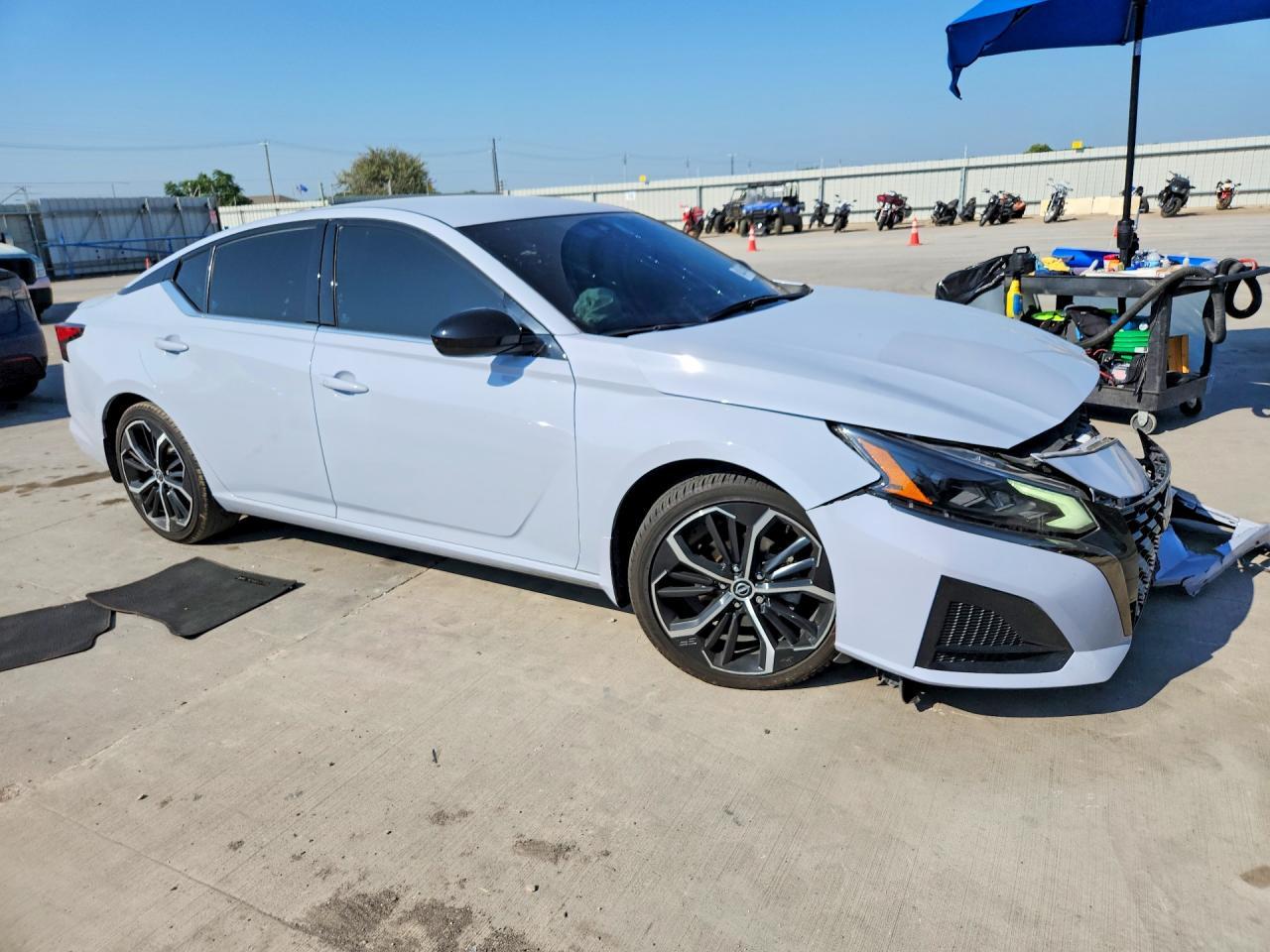 2023 Nissan Altima Sr - Фото 4
