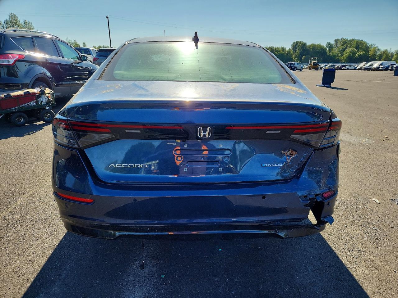2025 Honda Accord Hybrid Exl - Image 6