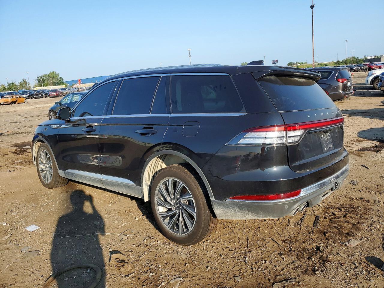 2025 Lincoln Aviator - Фото 2