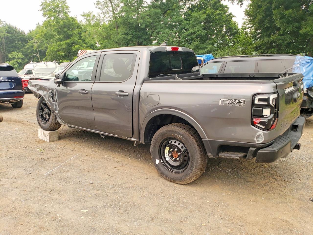 2025 Ford Ranger Lariat - Image 2
