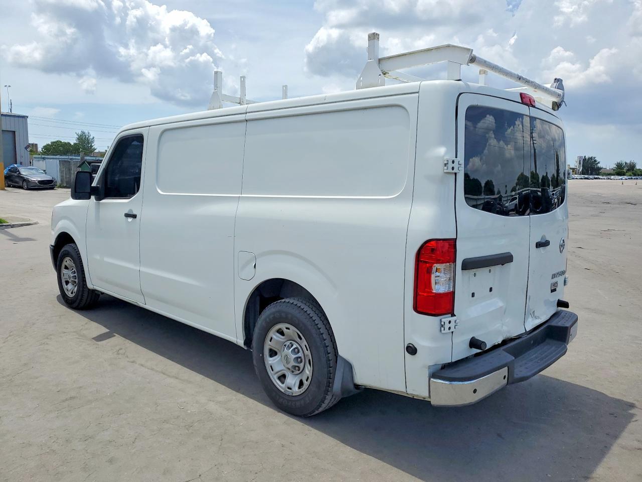 2016 Nissan Nv 2500 Hd Sv - Фото 2