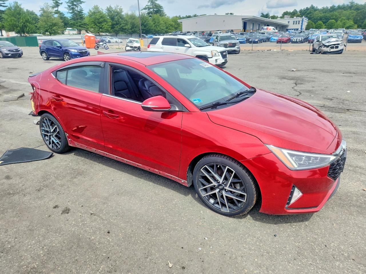 2020 Hyundai Elantra Sport - Фото 4