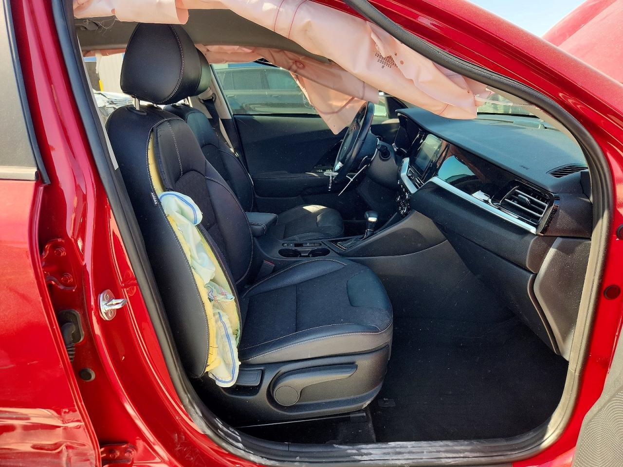 2022 Kia Niro Ex - Image 7
